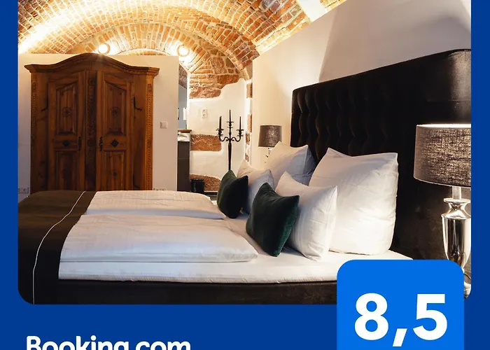 Historical Luxury Homes - Luxus Suite Colloseum