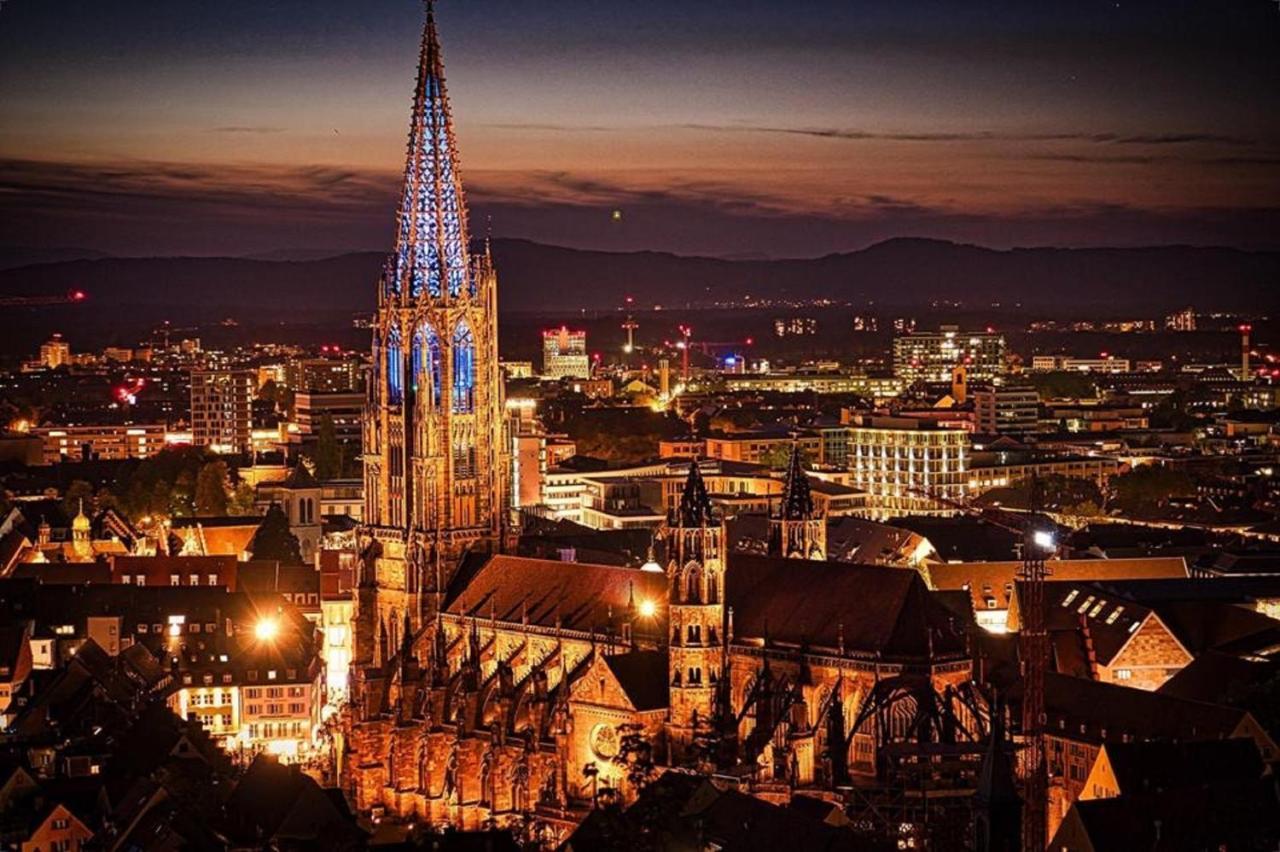Historical Luxury Homes - Luxus Colloseum Apartment Freiburg im Breisgau